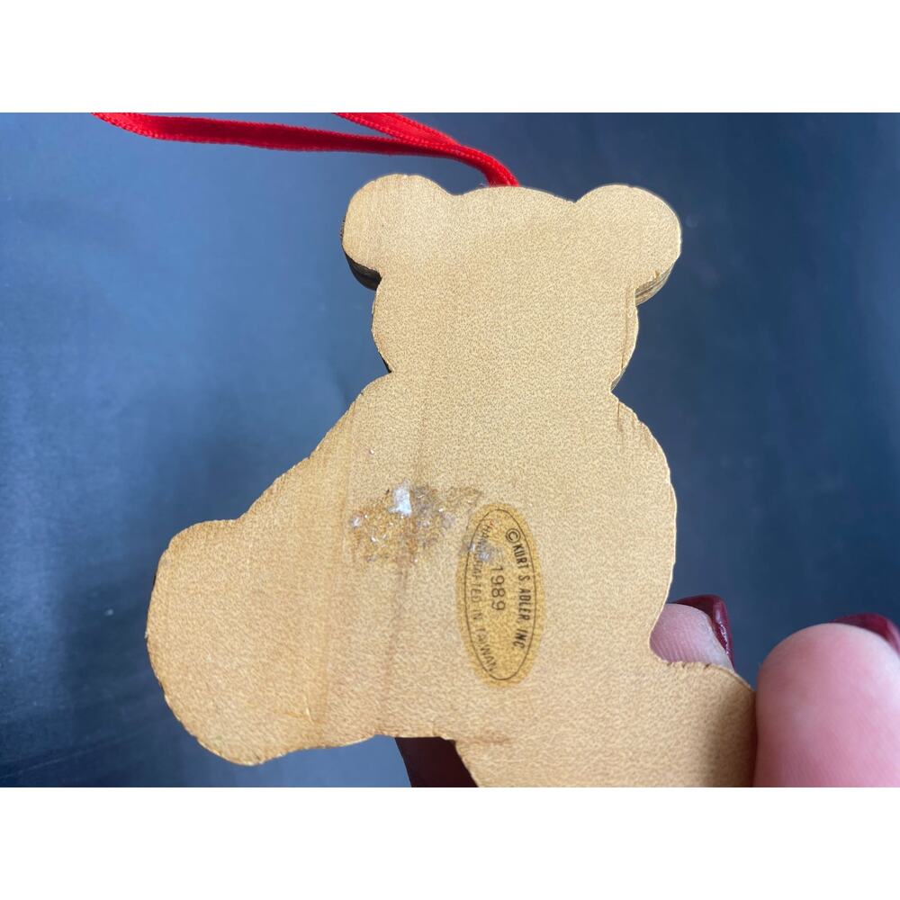 Vintage 1989 Kurt Adler Teddy Bear Christmas Ornament Wood Cut Out - Picture 3 of 3
